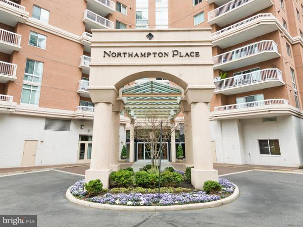 3101 N HAMPTON DR #417, Alexandria, VA 22302