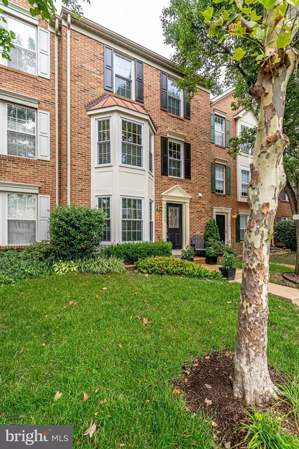 1337 ARGALL PL, Alexandria, VA 22314