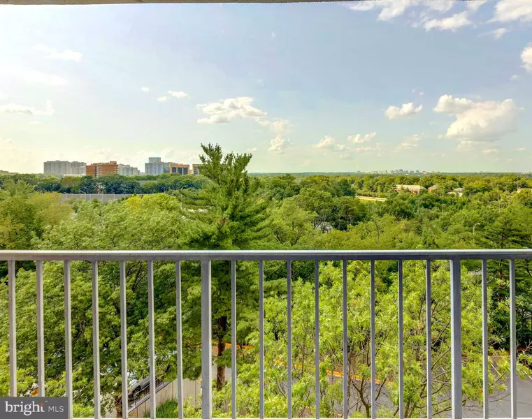 2500 N VAN DORN ST #705, Alexandria, VA 22302