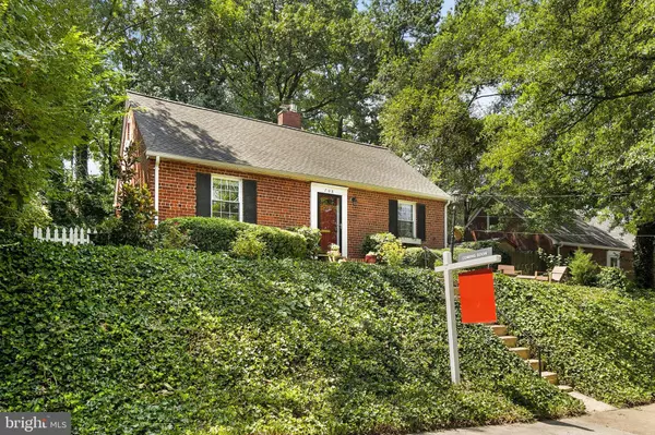 Alexandria, VA 22314,708 UPLAND PL