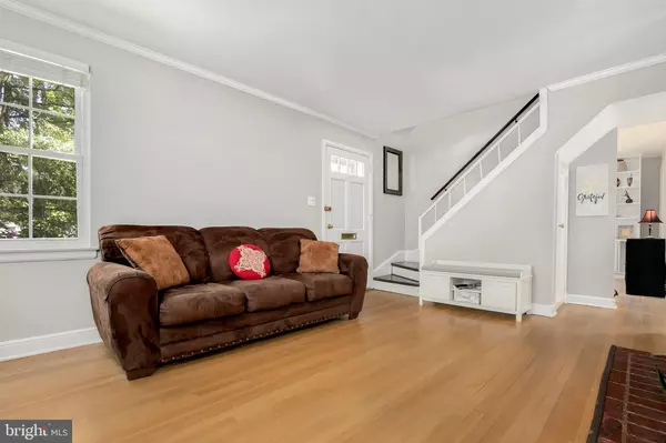 Alexandria, VA 22314,708 UPLAND PL