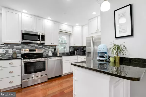 Alexandria, VA 22305,124 CLIFFORD AVE