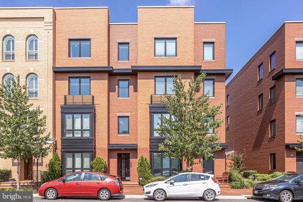 1224 MAIN LINE BLVD #102, Alexandria, VA 22301