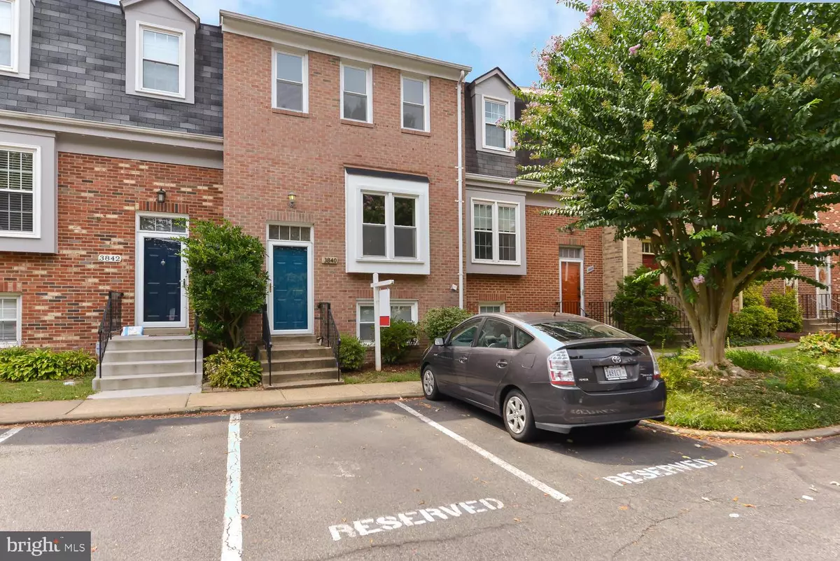 Alexandria, VA 22305,3840 BRIGHTON CT