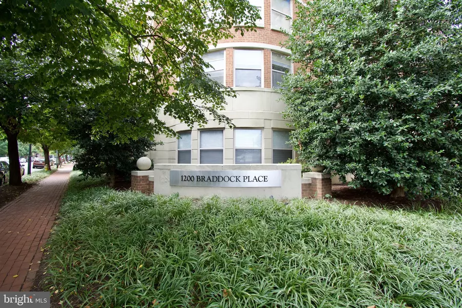 1200 BRADDOCK PL #402, Alexandria, VA 22314