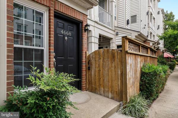 4668 LAWTON WAY, Alexandria, VA 22311