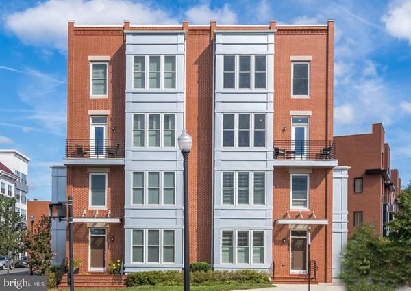 1804 POTOMAC AVE, Alexandria, VA 22301