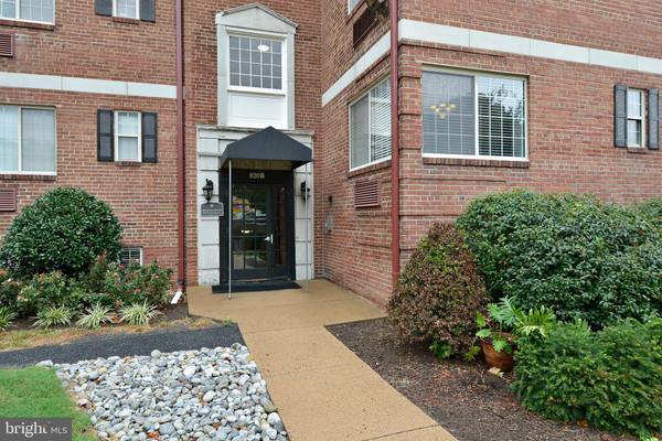 820-B S WASHINGTON ST #128, Alexandria, VA 22314