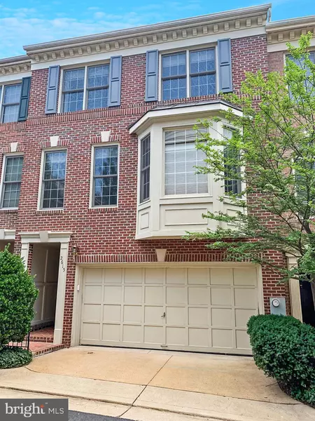 2615 GADSBY PL, Alexandria, VA 22311