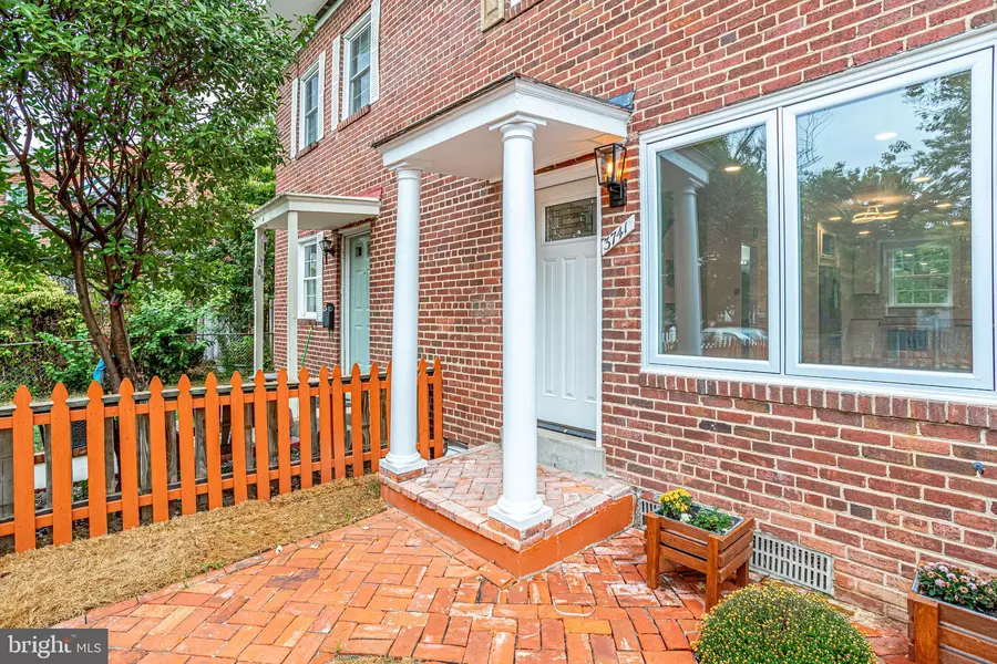 3741 MARK DR, Alexandria, VA 22305