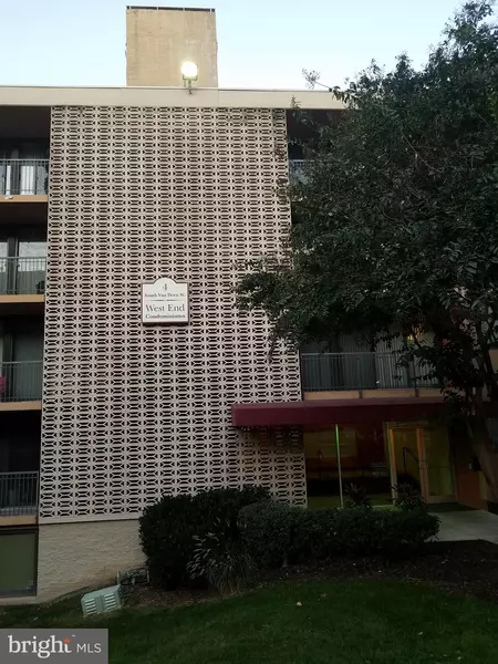 4 S VAN DORN ST #401, Alexandria, VA 22304