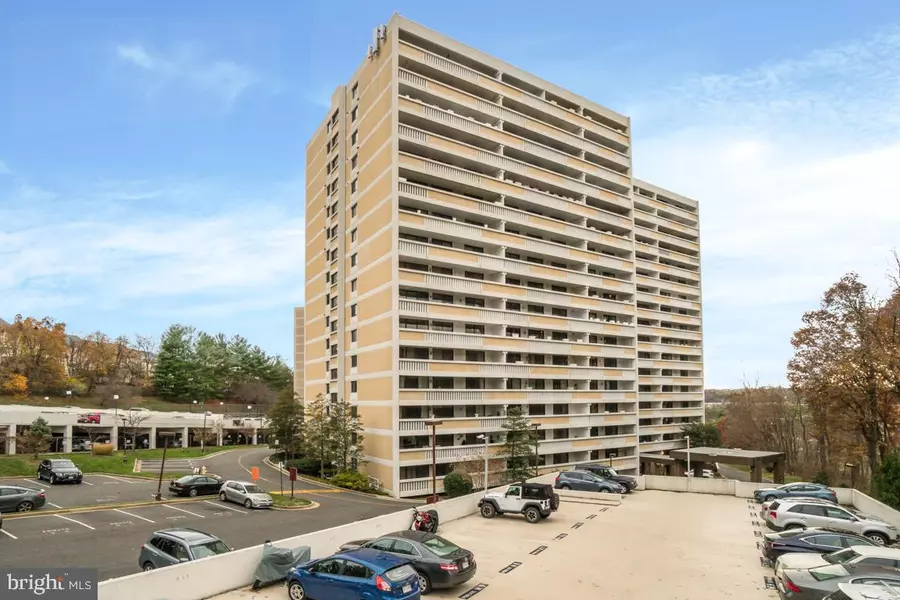 6101 EDSALL RD #710, Alexandria, VA 22304