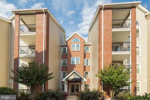 3307 WYNDHAM CIR #1170, Alexandria, VA 22302