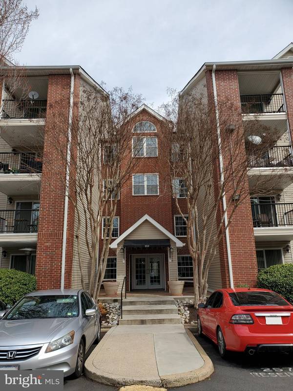 3315 WYNDHAM CIR #1228, Alexandria, VA 22302