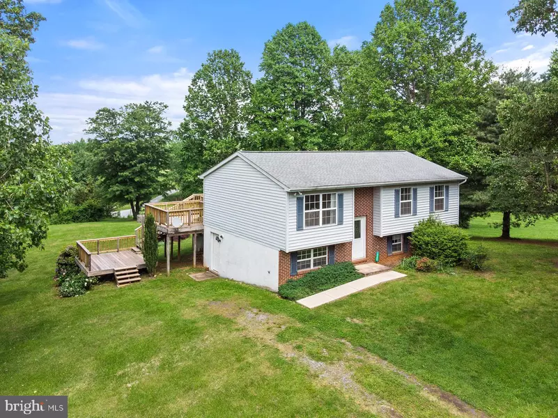 16395 BRUCE MOUNTAIN, Reva, VA 22735