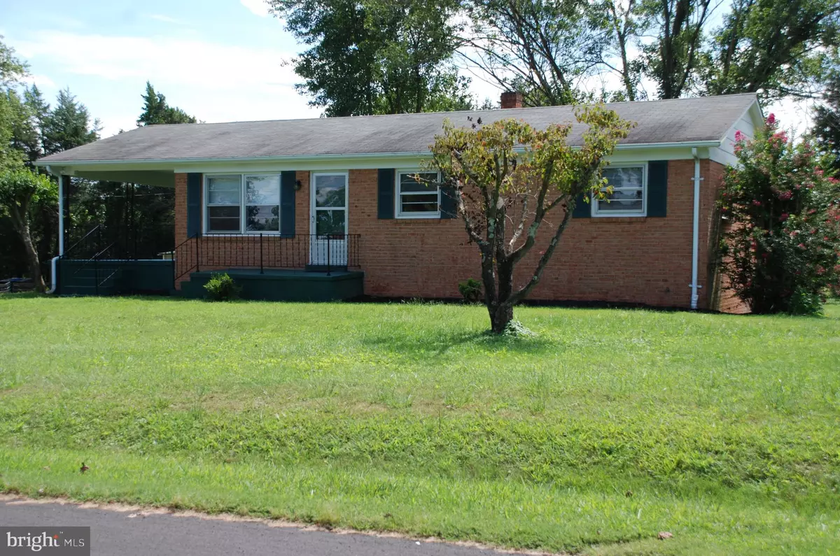 Reva, VA 22735,7194 OAK DR