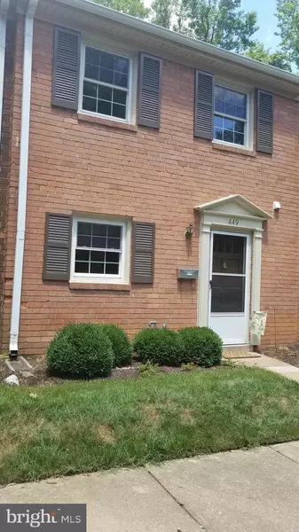 449 GREENBRIER CT #449, Fredericksburg, VA 22401