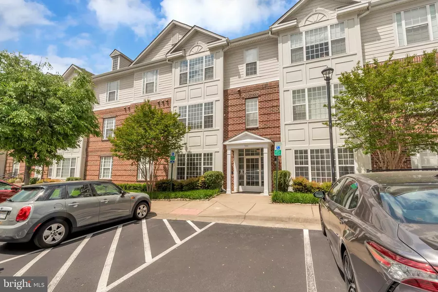 701-208 COBBLESTONE BLVD #208, Fredericksburg, VA 22401