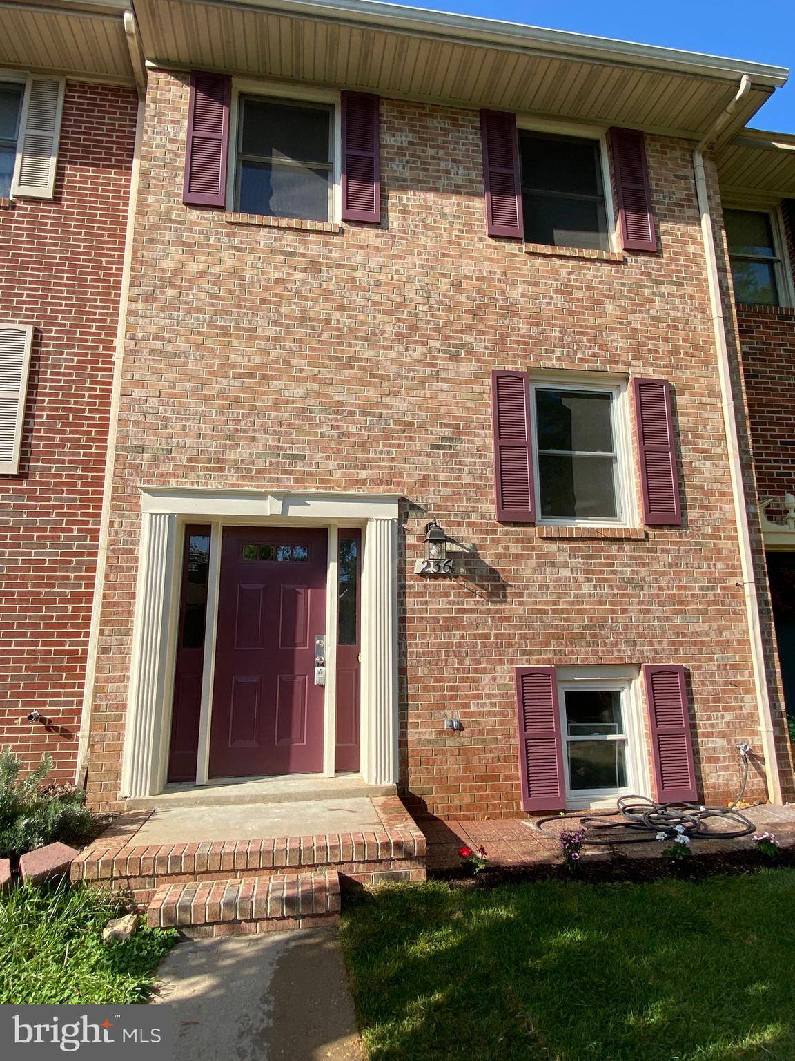 236 FARRELL LN, Fredericksburg, VA 22401