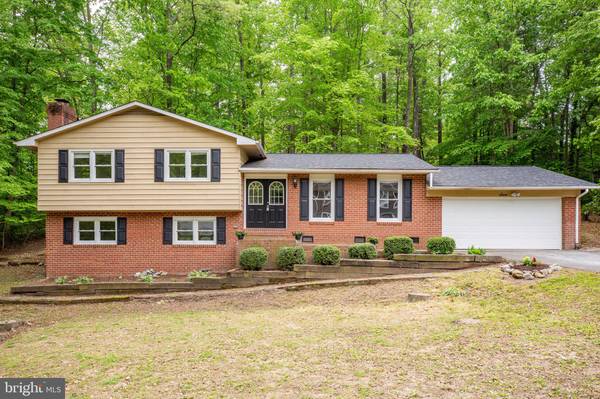 7 PEACE PIPE LN, Fredericksburg, VA 22401