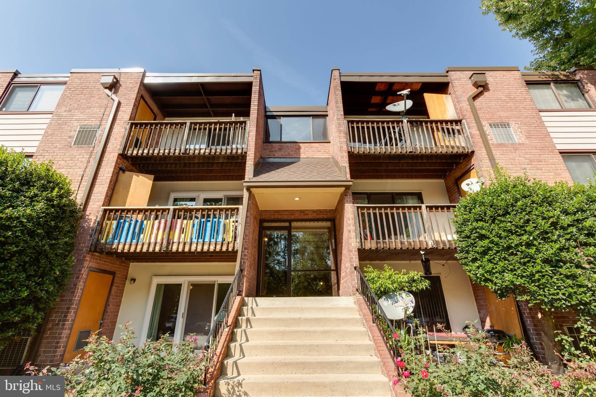 10722 WEST DR #101, Fairfax, VA 22030