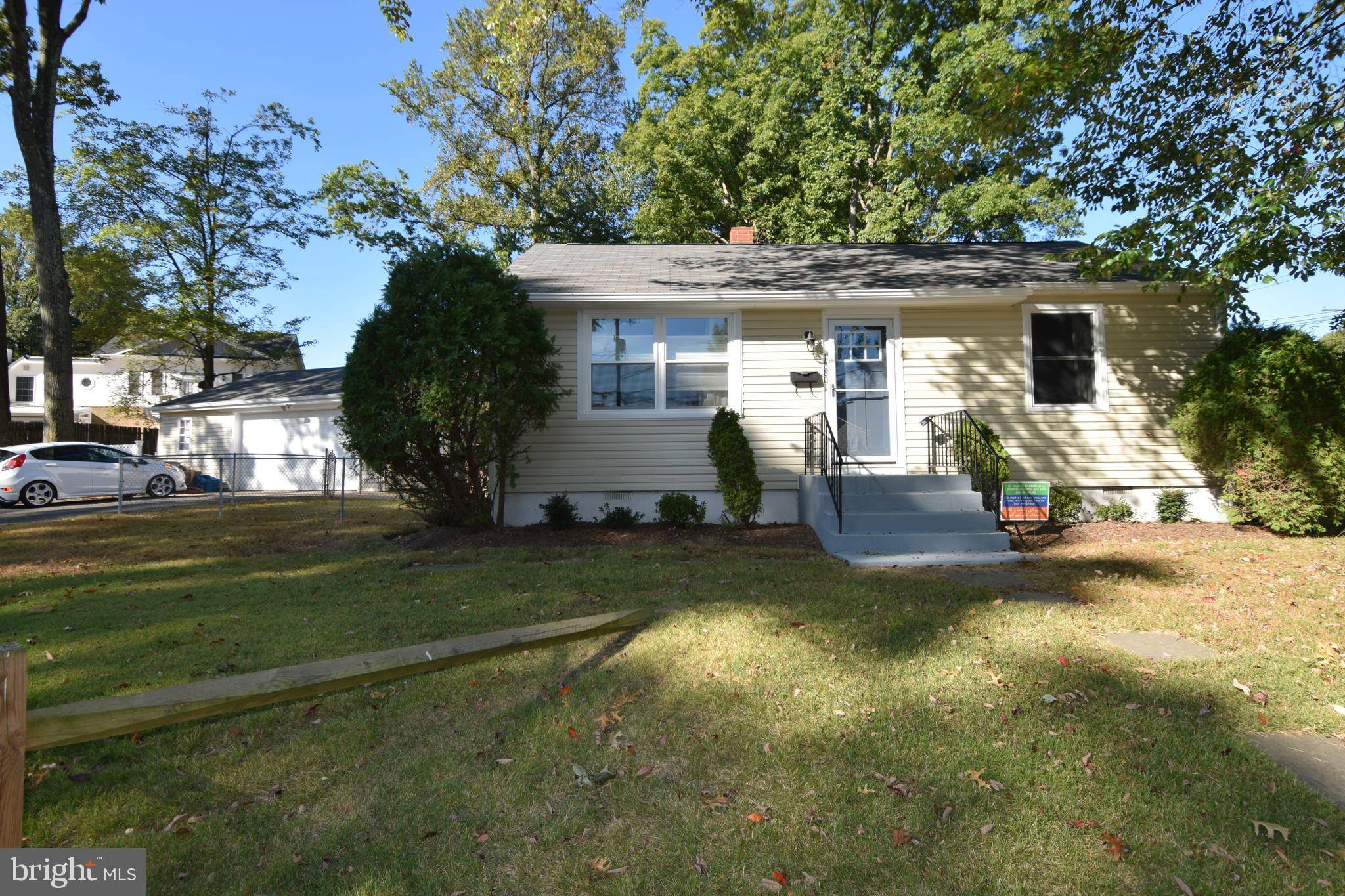 10801 WARWICK AVE, Fairfax, VA 22030
