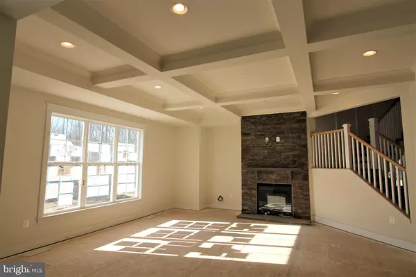 Fairfax, VA 22032,9903 MOSBY RD