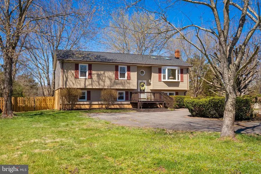 11126 CEDAR LN, Bealeton, VA 22712