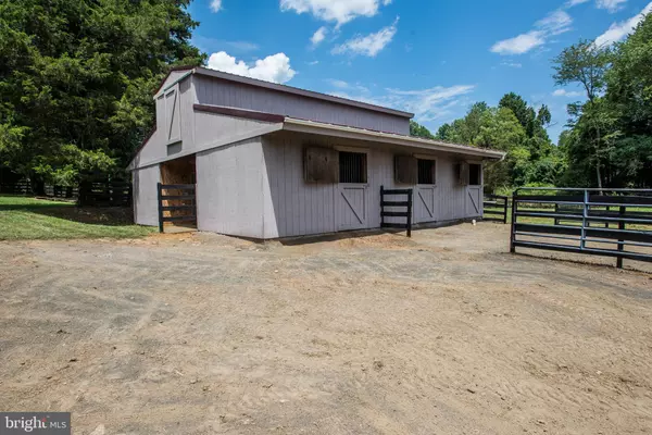 Warrenton, VA 20187,6738 BRIDLE PATH