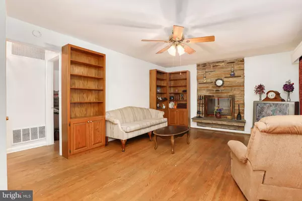 Warrenton, VA 20186,7019 WOODLEY HEIGHTS DR
