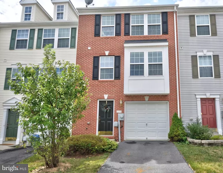 106 MONTICELLO SQ, Winchester, VA 22602