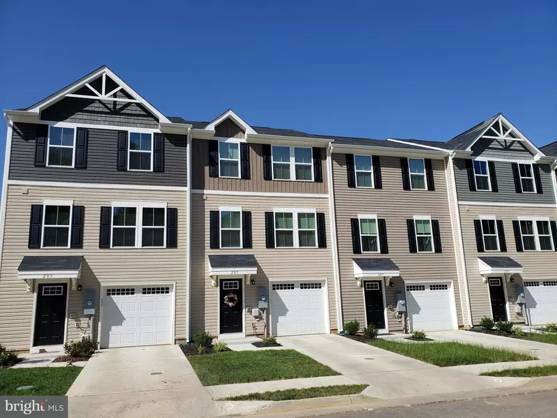 285 SAGE CIR, Winchester, VA 22602