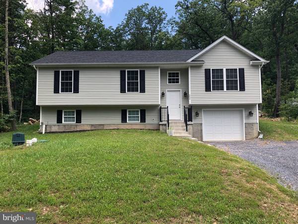 304 GRAYWOLF TRL, Winchester, VA 22602