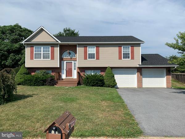 210 LILYS WAY, Winchester, VA 22602