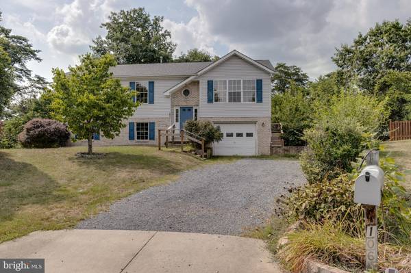 106 WOODBURY CT, Winchester, VA 22602