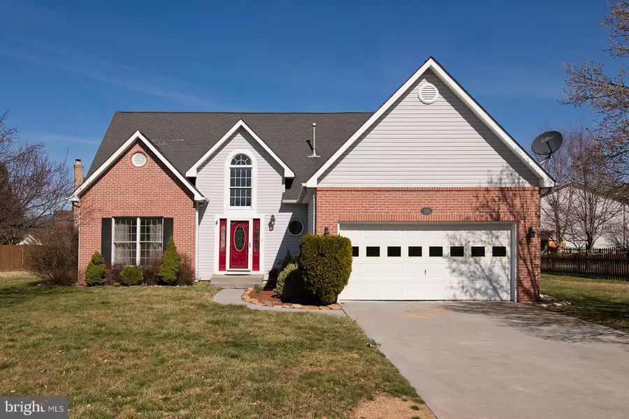 101 SUFFOLK CIR, Stephens City, VA 22655