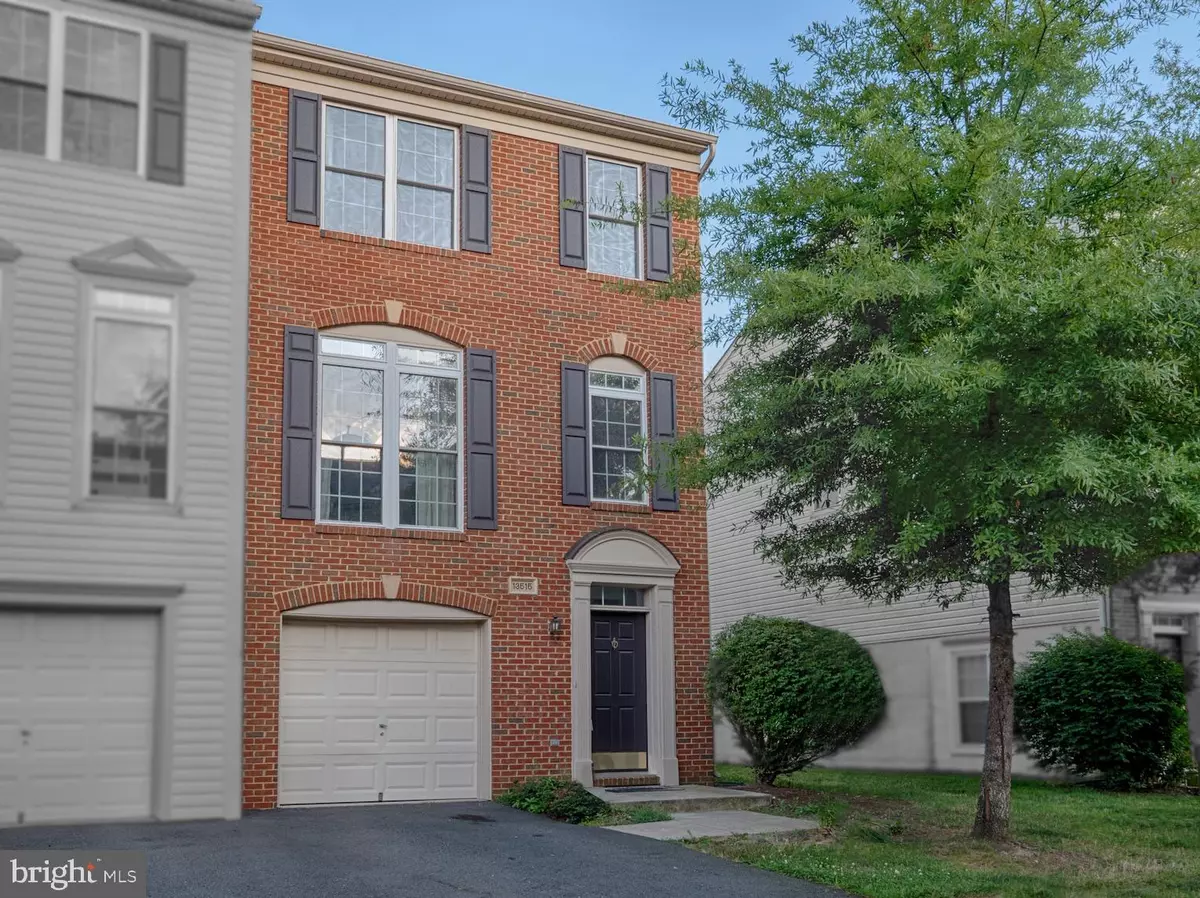 Centreville, VA 20120,13515 LAVENDER MIST LN