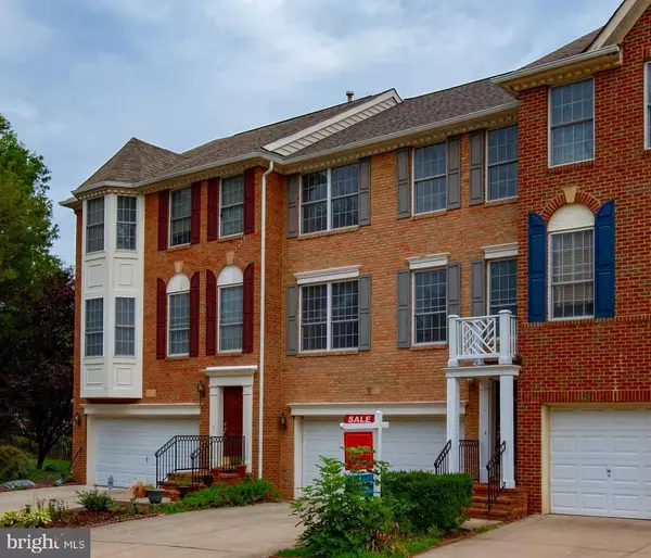 3981 TROON, Fairfax, VA 22033