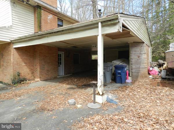 Annandale, VA 22003,6816 COLBURN DR