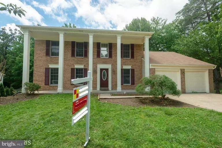 8421 HUNT VALLEY DR, Vienna, VA 22182