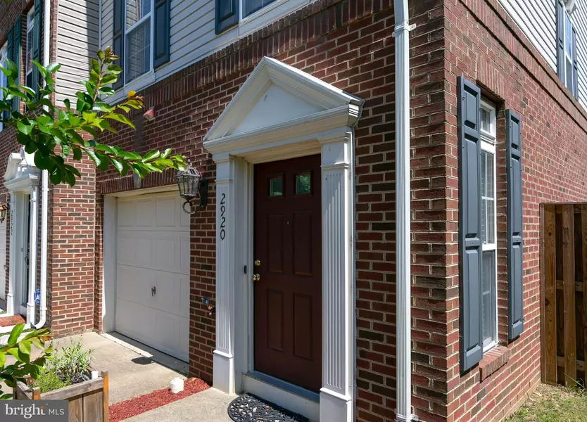 2920 HUNTINGTON GROVE SQ, Alexandria, VA 22306