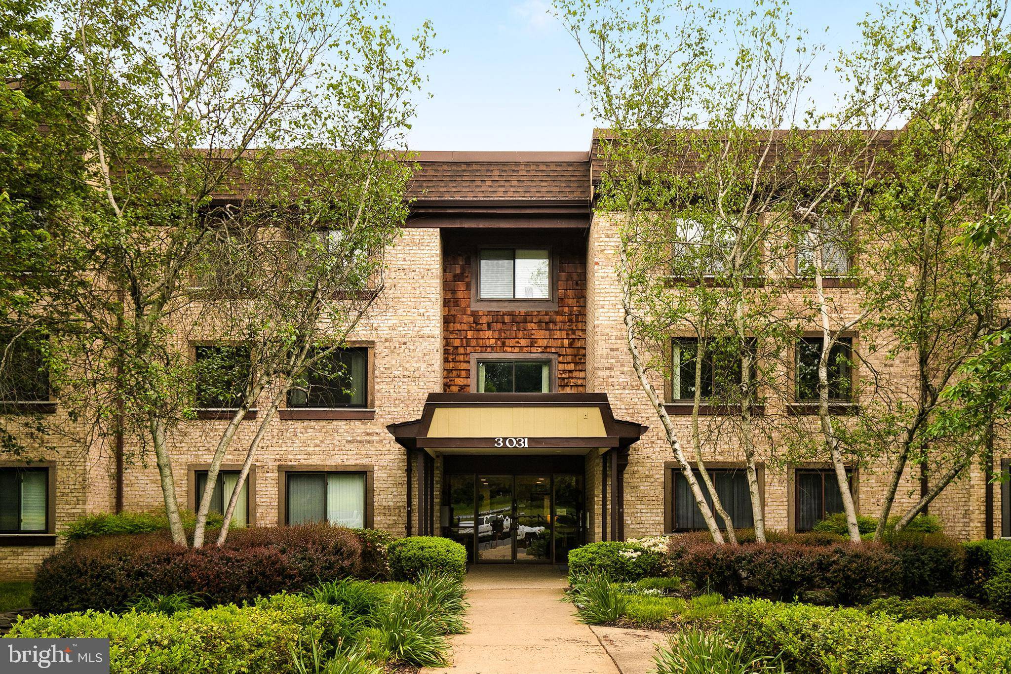 3031 BORGE ST #204, Oakton, VA 22124
