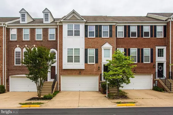 5229 JULE STAR DR, Centreville, VA 20120