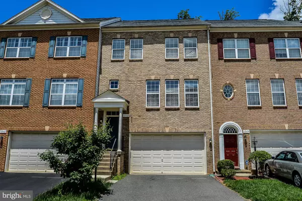 12660 HERON RIDGE DR, Fairfax, VA 22030