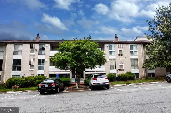 5602 BISMACH DR #4, Alexandria, VA 22312