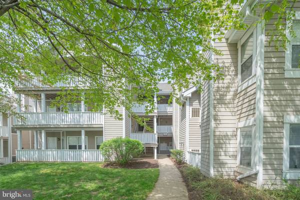 14314 CLIMBING ROSE WAY #303, Centreville, VA 20121