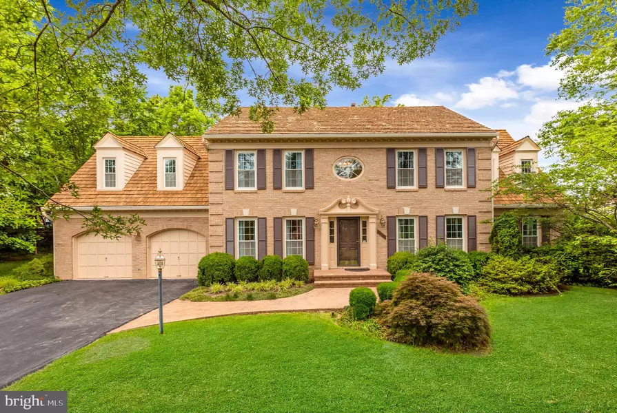 9714 RAMBLING RIDGE CT, Fairfax Station, VA 22039