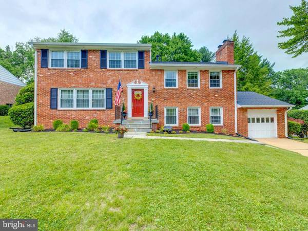 7818 BIRNAM WOOD DR, Mclean, VA 22102