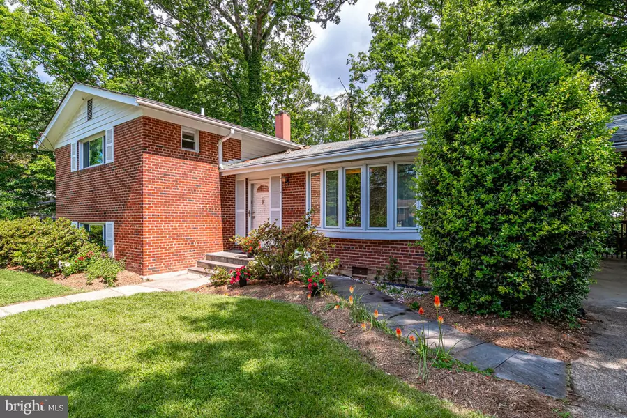 3804 ADRIENNE DR, Alexandria, VA 22309