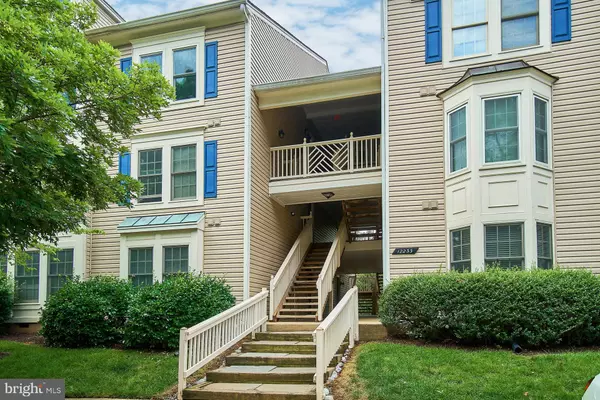 Fairfax, VA 22033,12233 FAIRFIELD HOUSE DR #201B